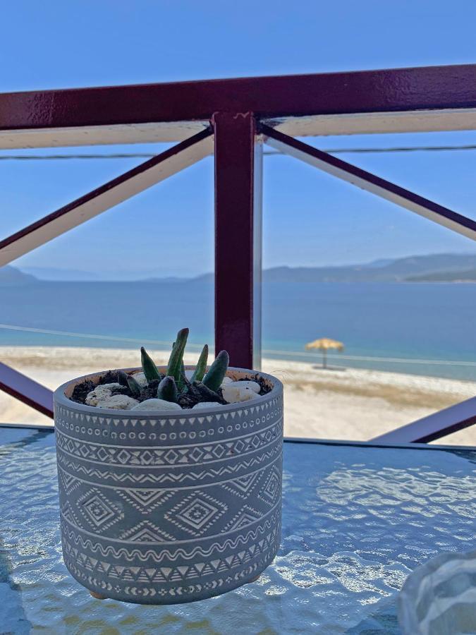 Akrotiri Rooms Агиокампос Екстериор снимка
