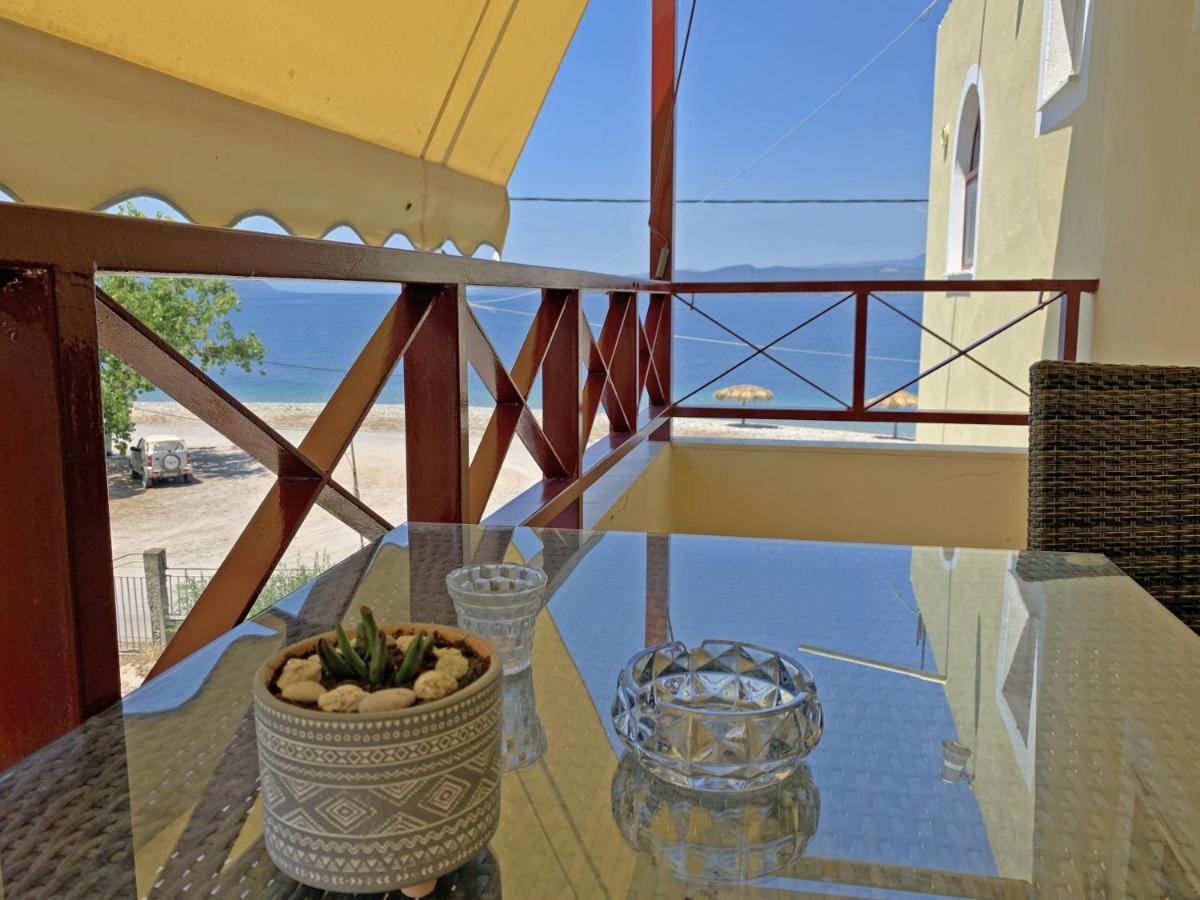Akrotiri Rooms Агиокампос Екстериор снимка