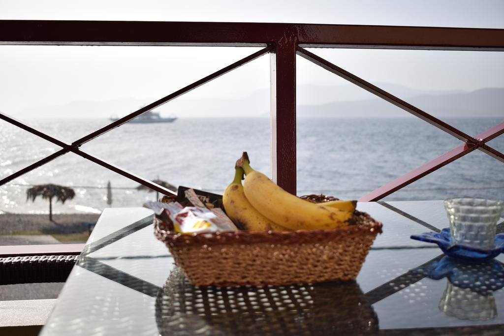 Akrotiri Rooms Агиокампос Екстериор снимка